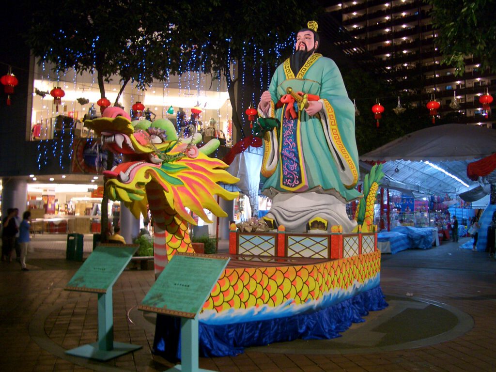 Photo: Qū Yuán on a dragon Boat in Singapore