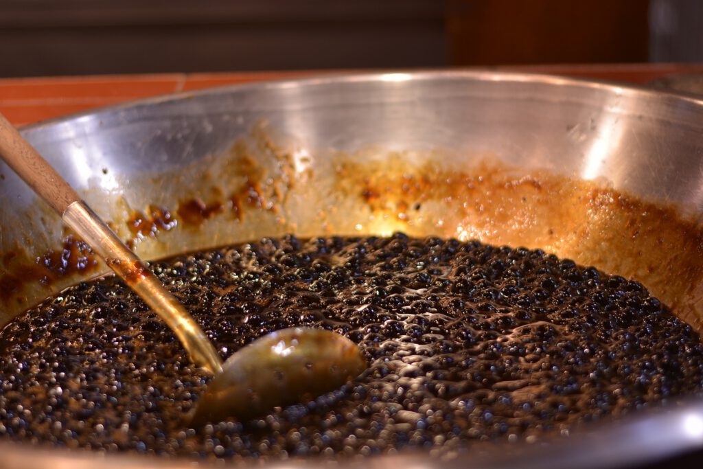Photo: Tapioca pearls being prepared for making bubble tea