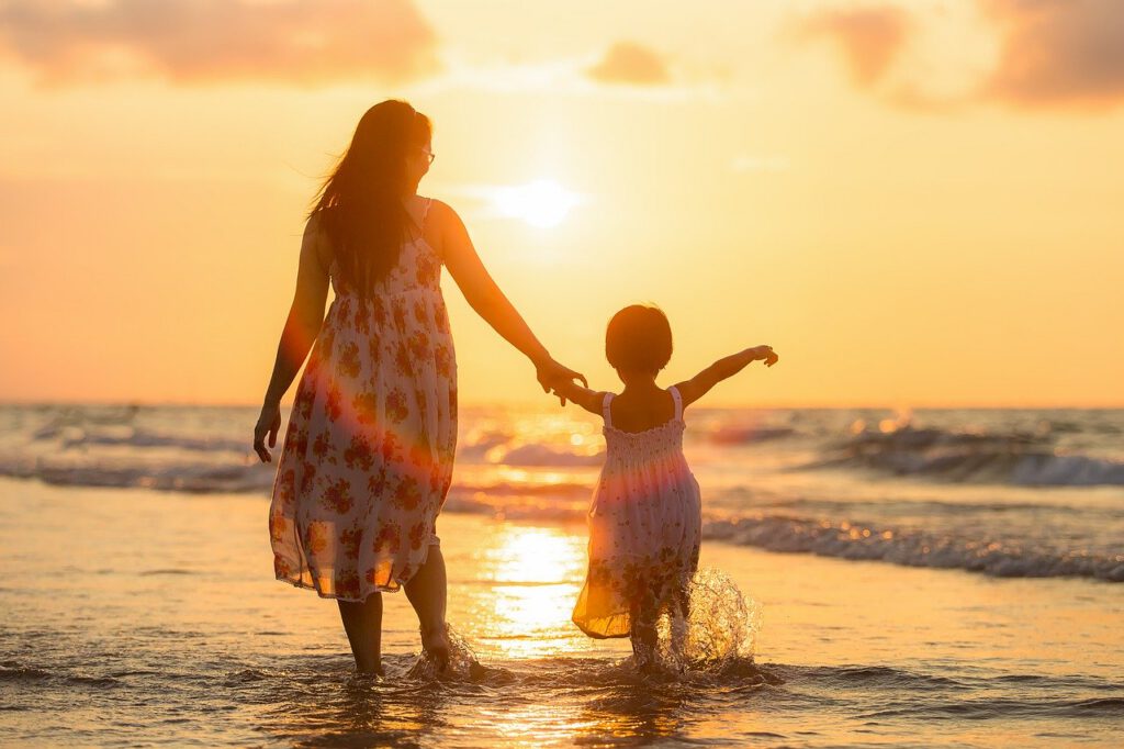 Photo: Mother and daughter
