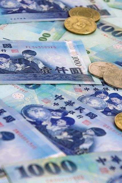 Taiwan dollar vertical img